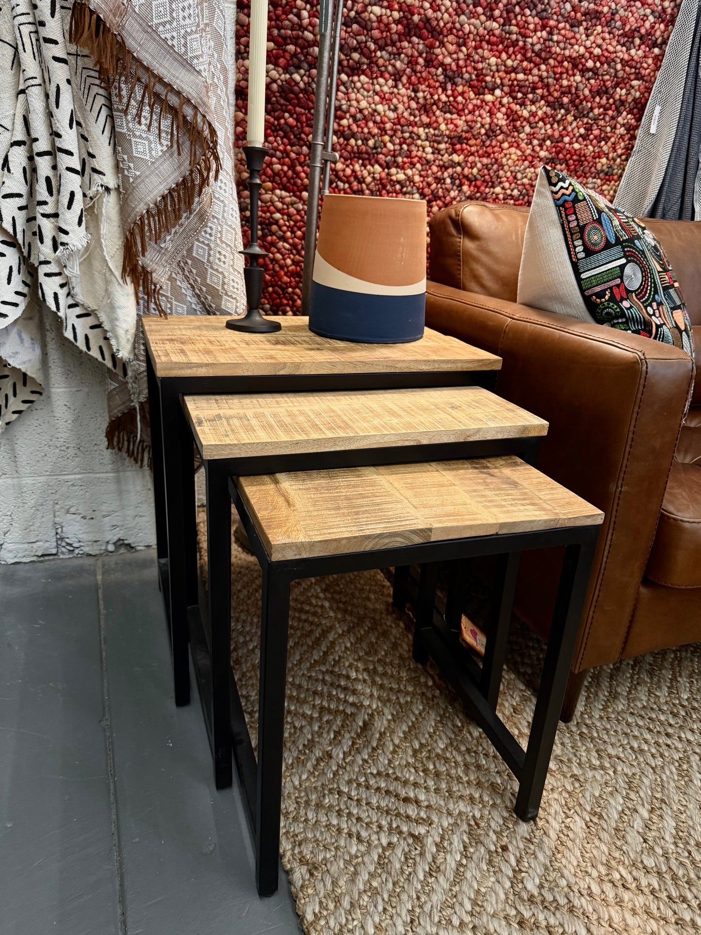 Huntington Side Nesting Table