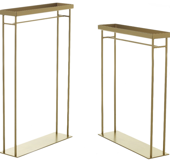 Brentmore Stand Planters