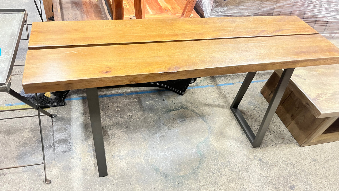 Split Top Console
