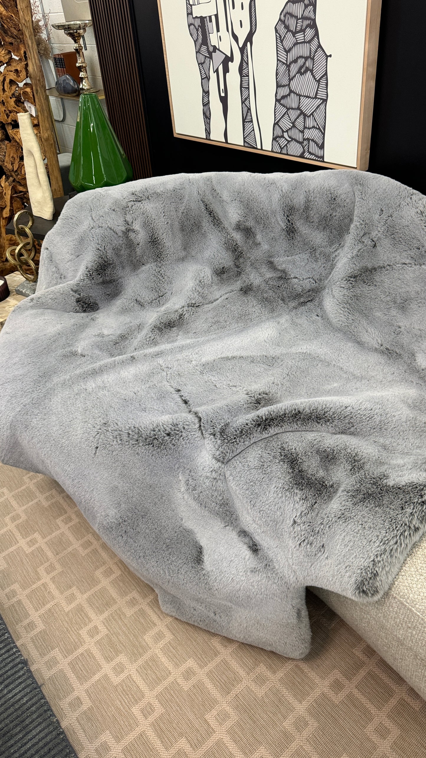 Faux Fur Throw Blanket