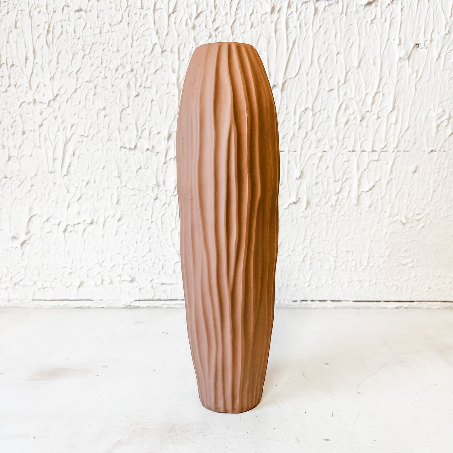 Brown Muav Vase