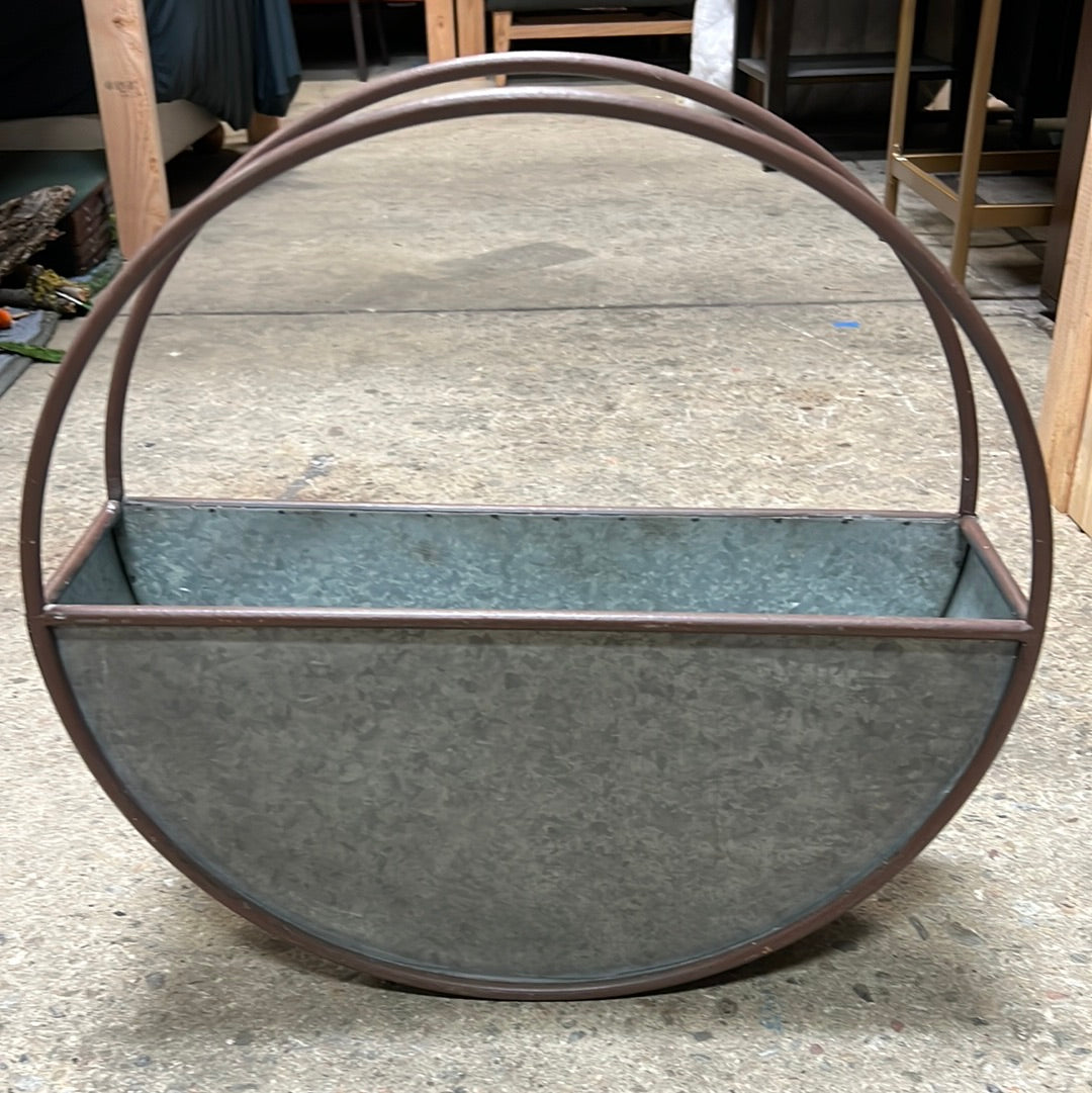 Metal rolly sculpture large