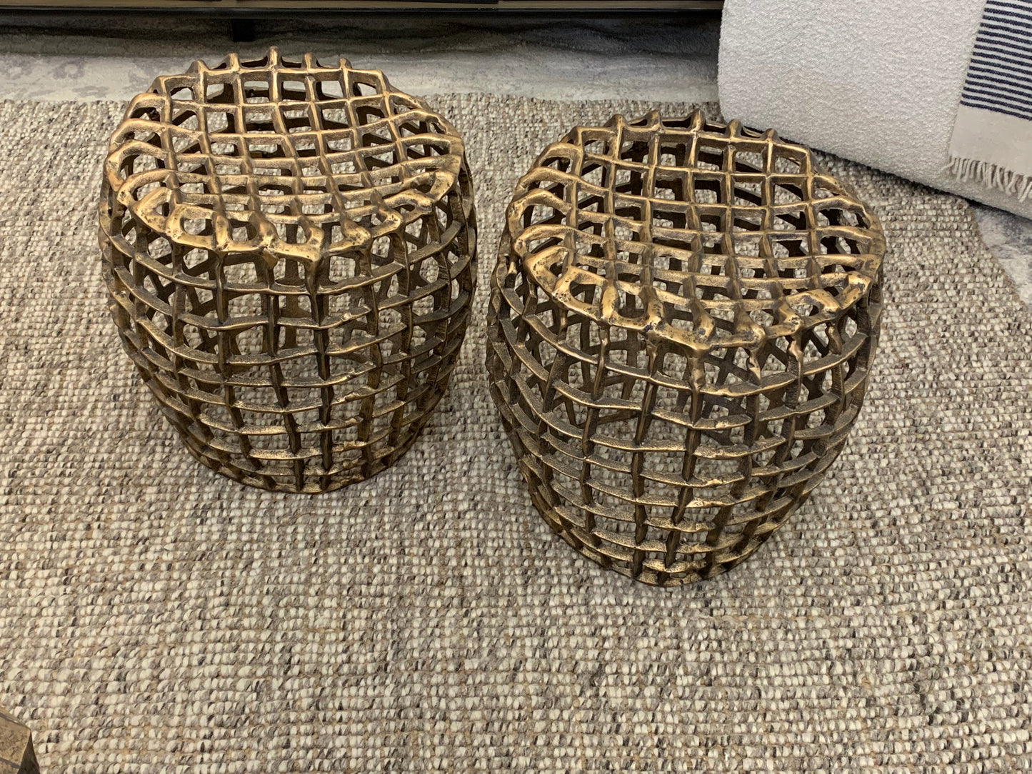 Organic Round Stool Rustic gold