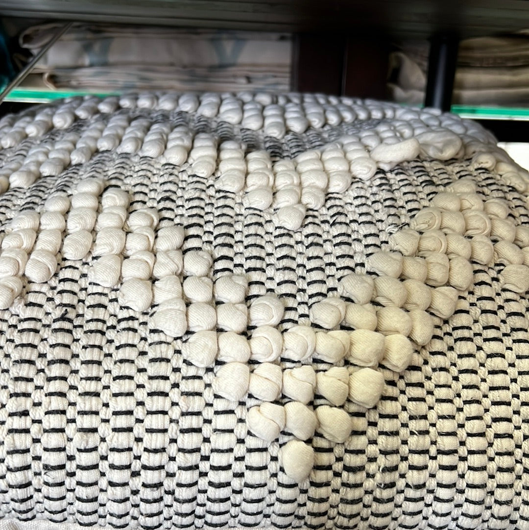 Cotton woven throw