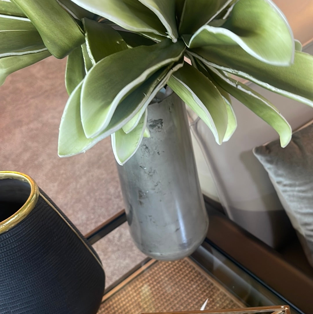 Metal pot