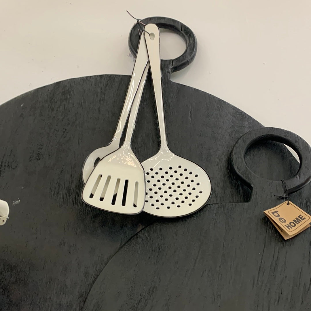 Ceramic utensils
