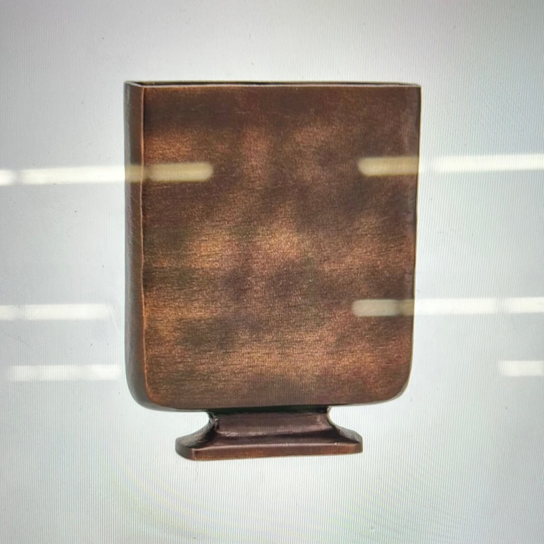 T&T Urn 10”