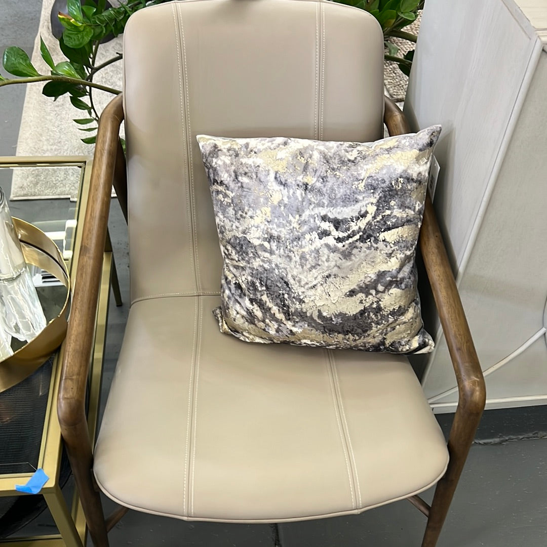 Remi Chair