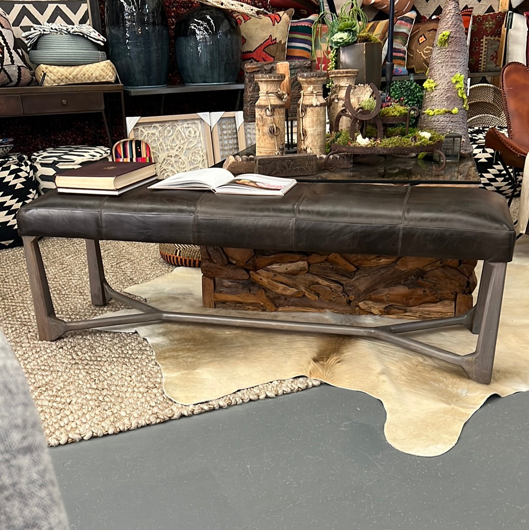 Stan leather bench