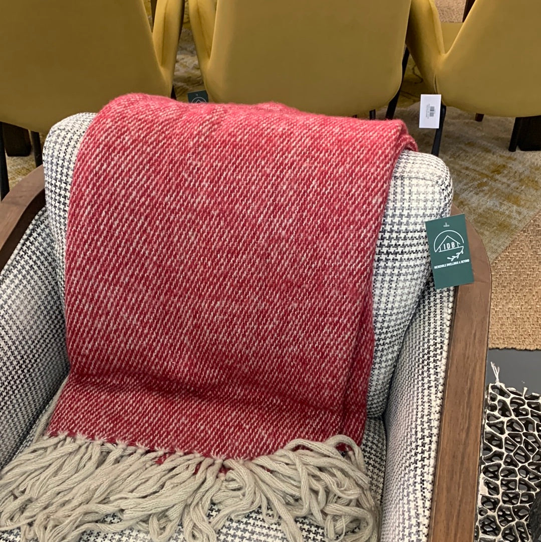 Woven throw