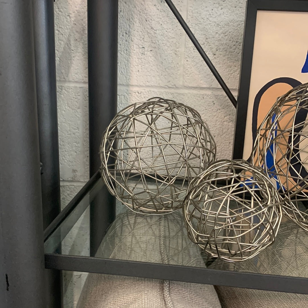 Small wire ball