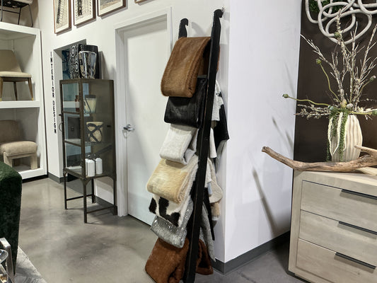 Black Ladder for Blankets