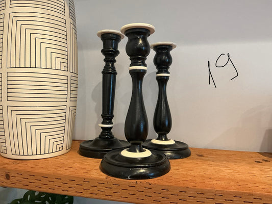 Candle holder
