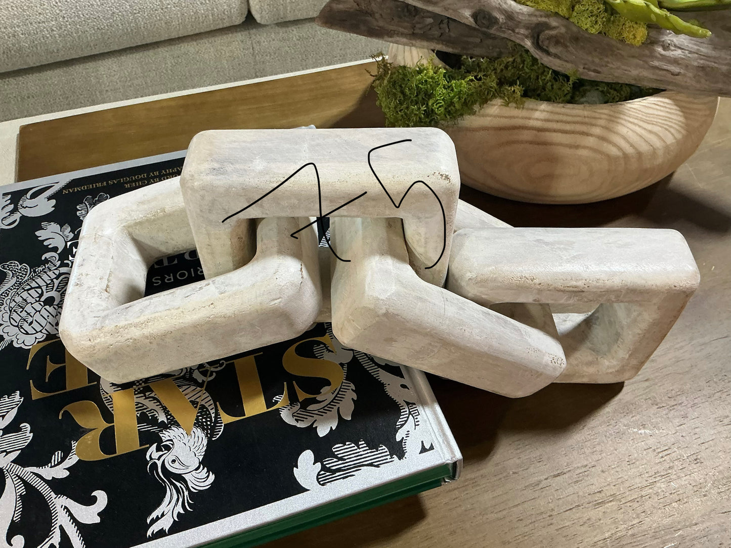 Plaster chain knot