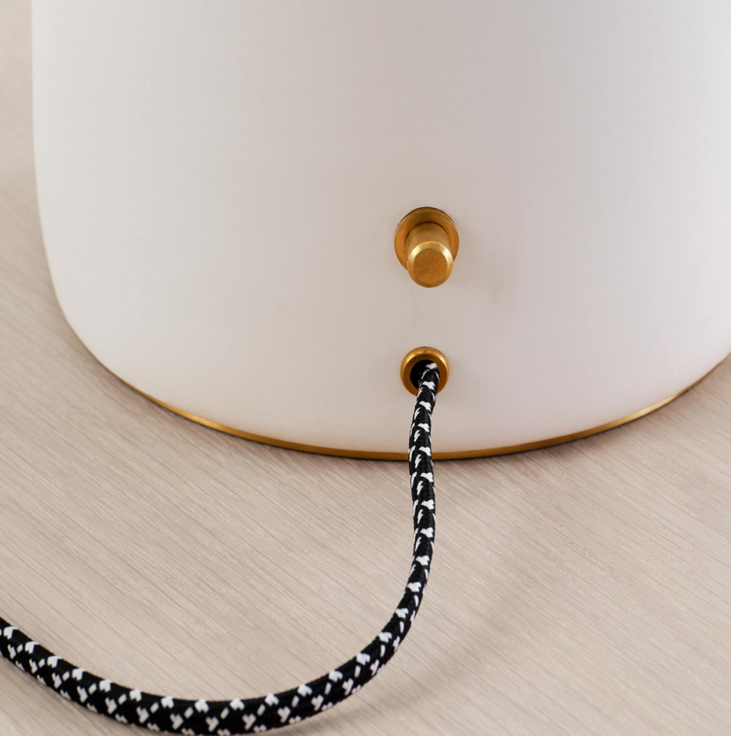 Tiglia Table Lamp