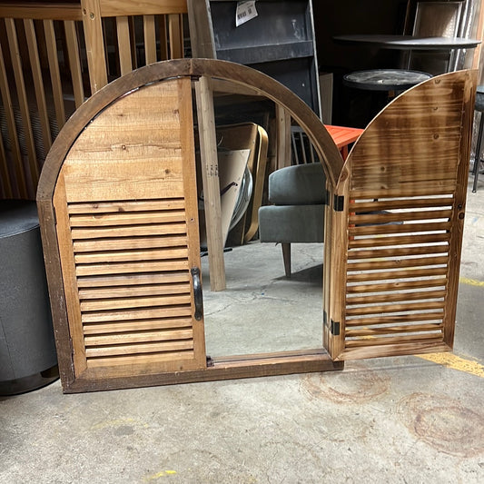 Arch mirror with doors