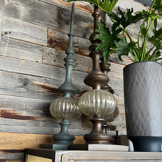 Mantle display piece