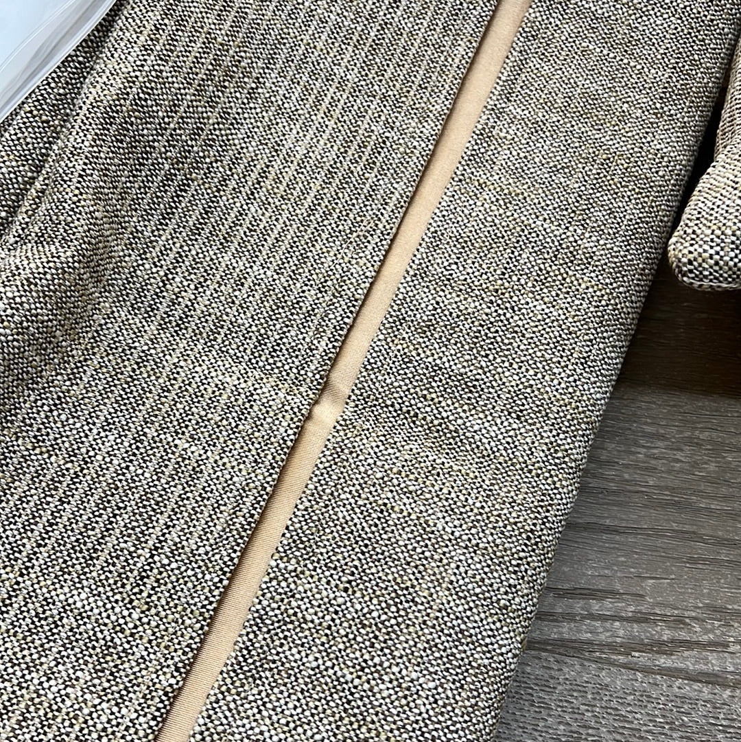 Tweed throw cover