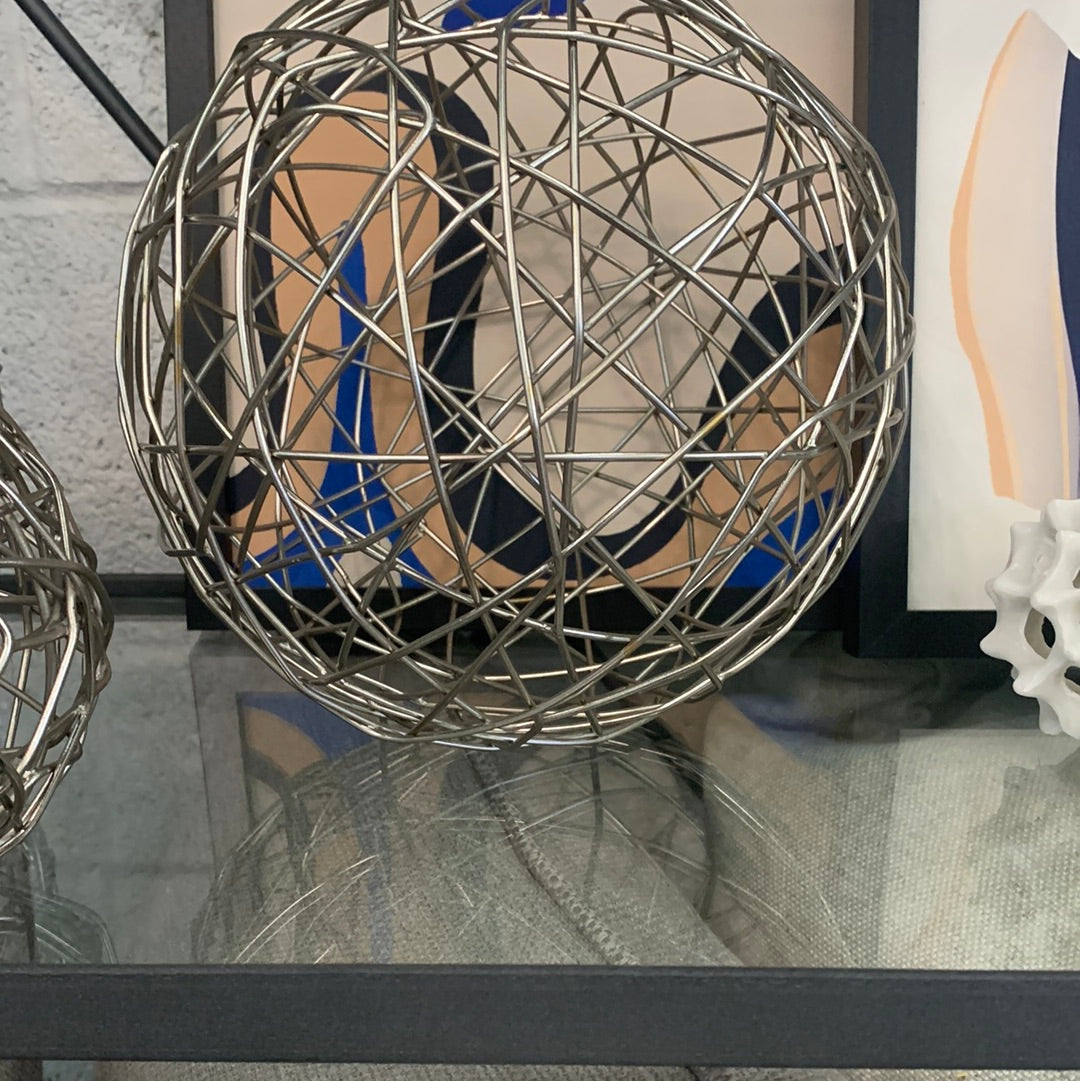 Large wire ball
