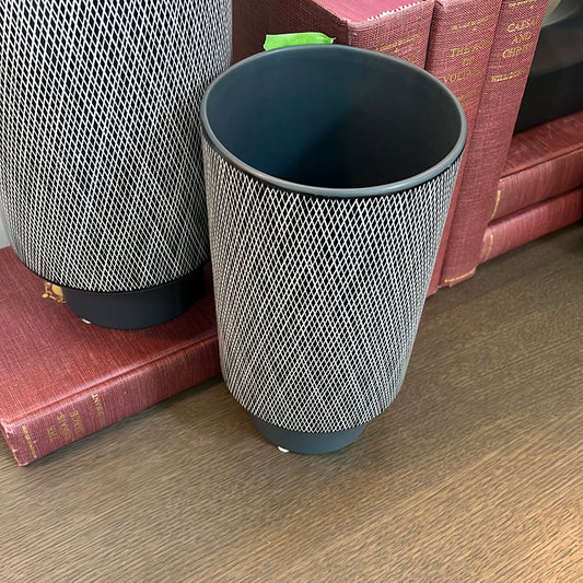 Short lined vase