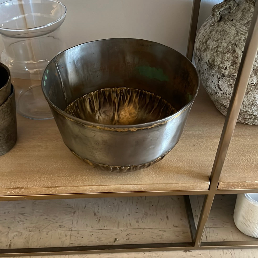 Metal bowl