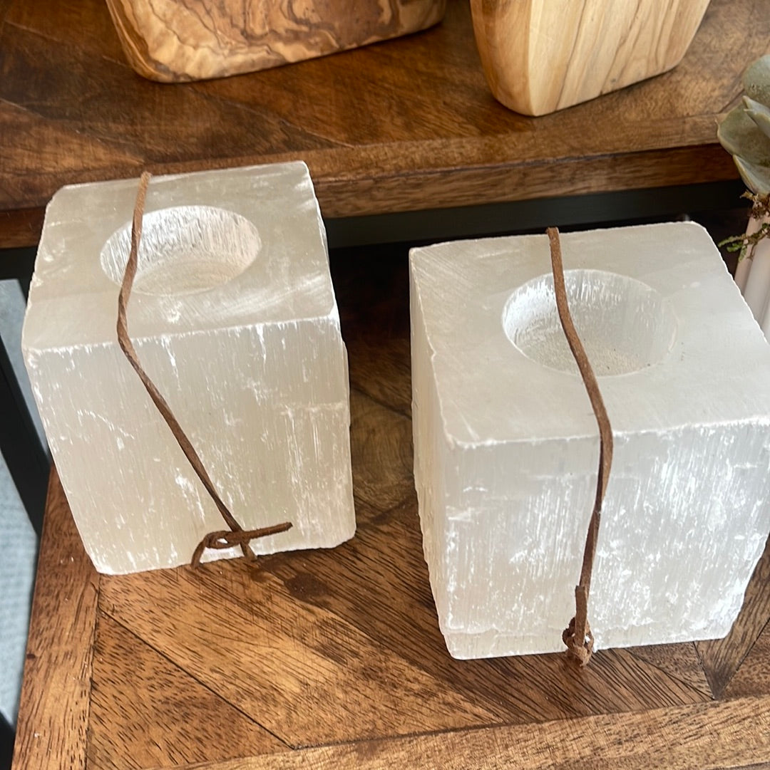 Crystal candle holder