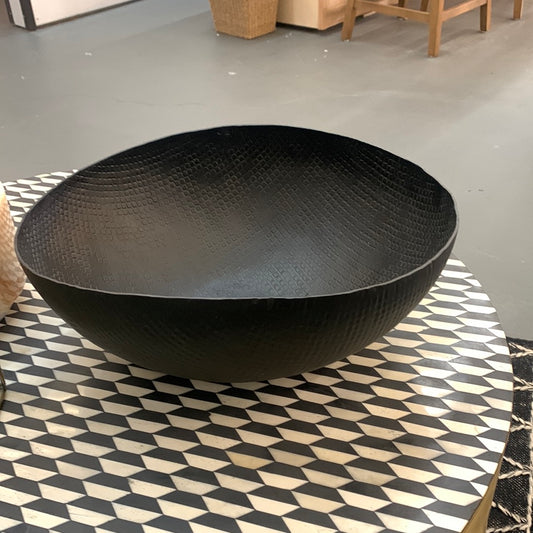 Black bowl with snake texture