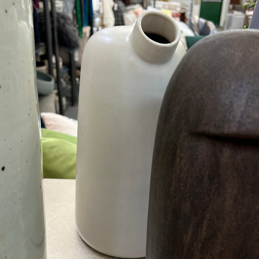 Beige decor vase