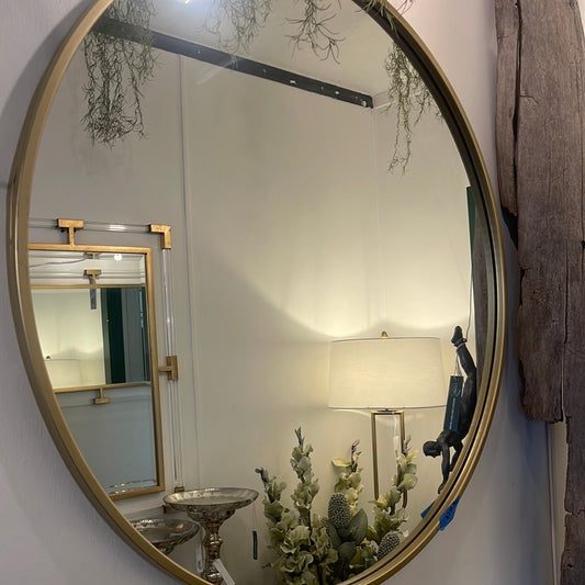 Gold circle mirror