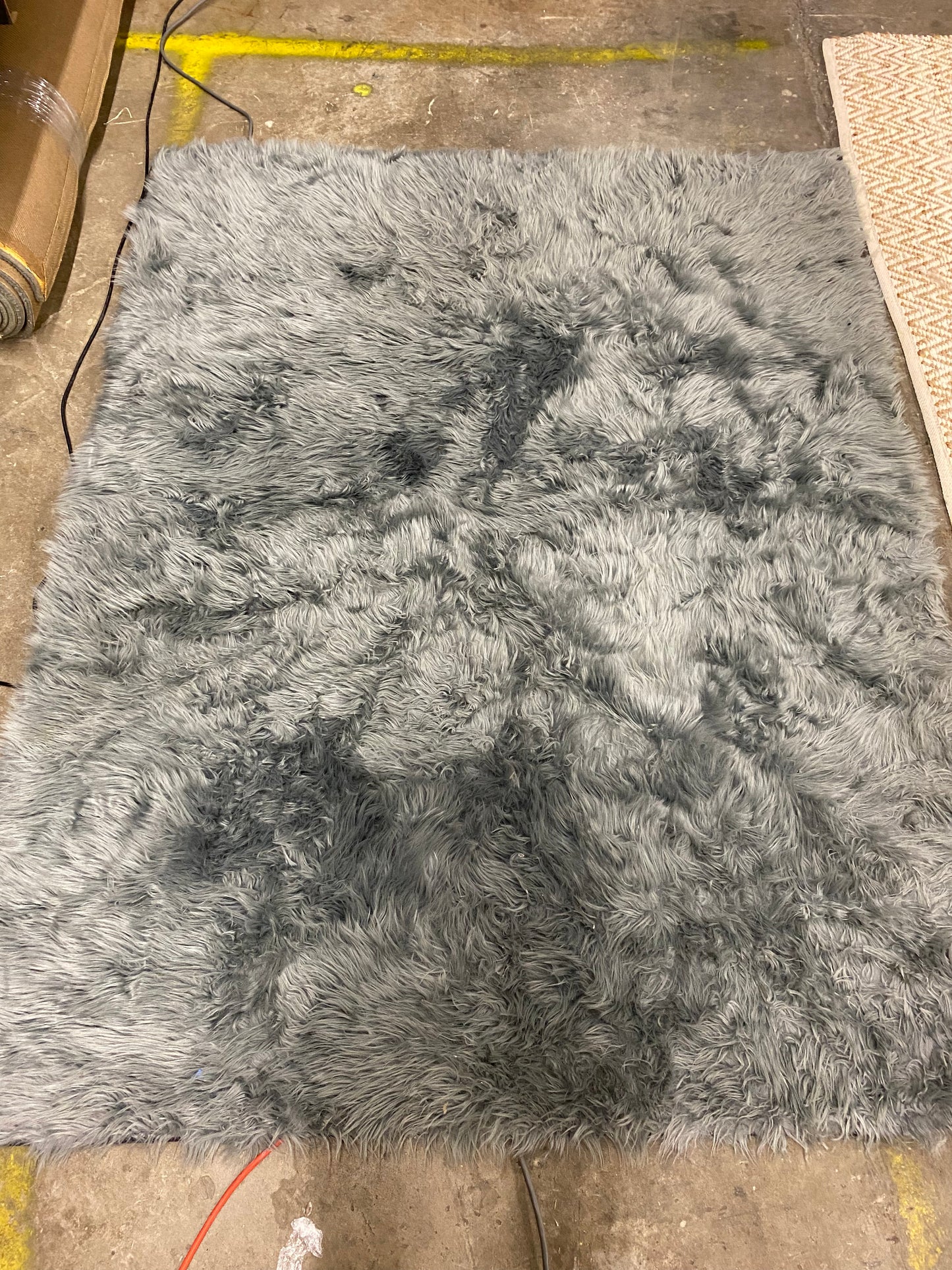 Hairy Gray 5x7 Area Rug