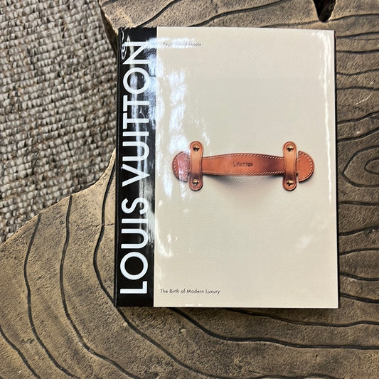 Book Louis Vuitton