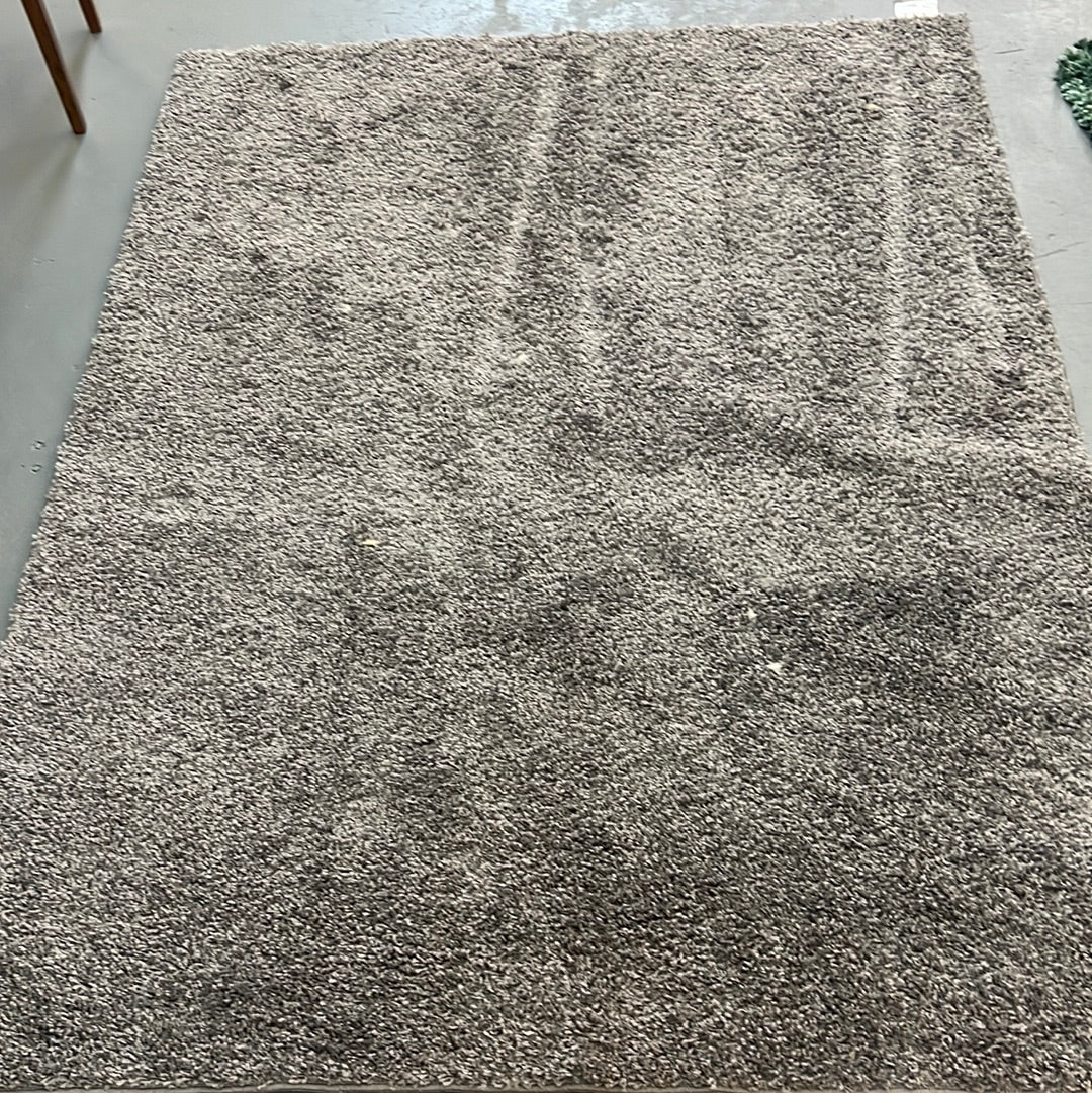 Grey area rug 5x7