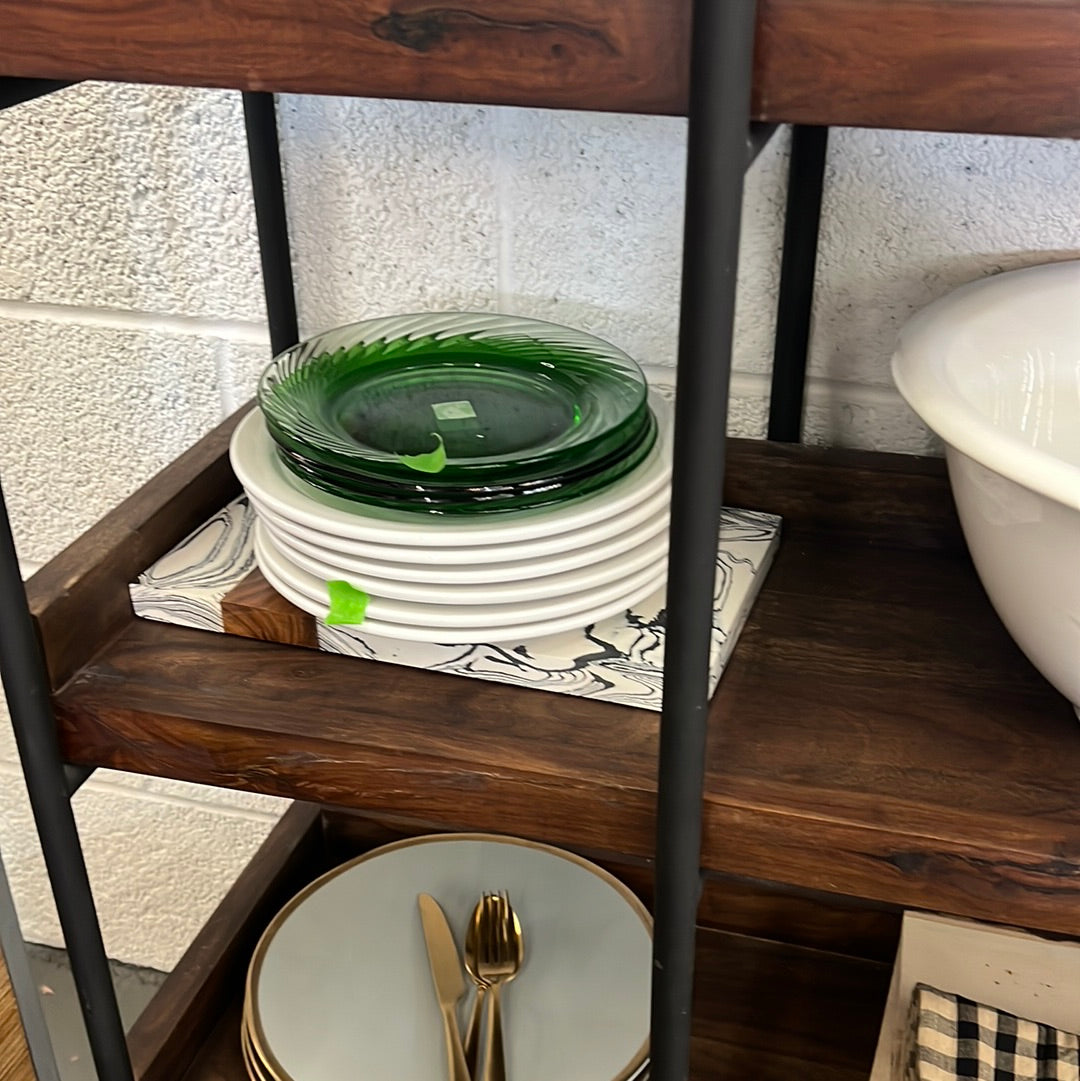 Green plate