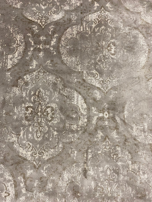 Fiona 7'4"x10'3" Rect Area Rug